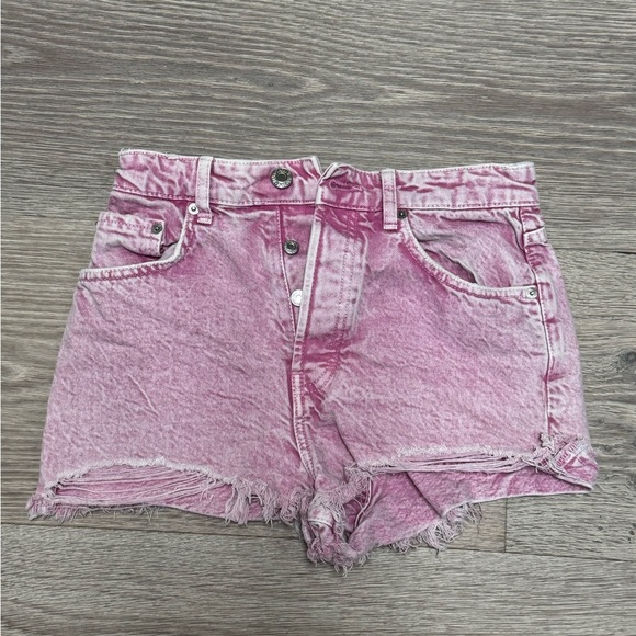 Zara Distressed Pink Denim Shorts - Picture 3 of 5